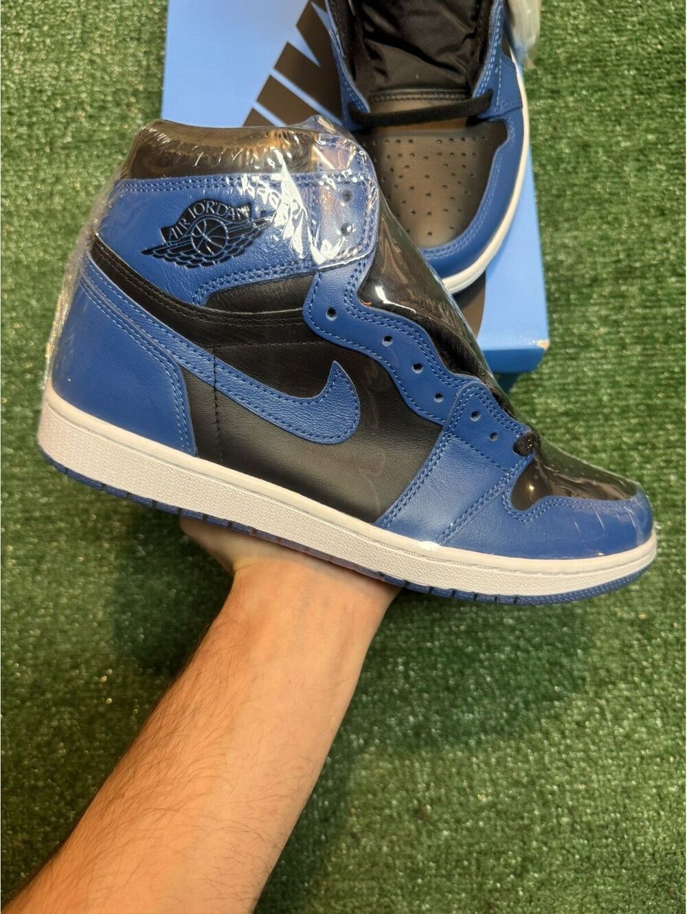 Jordan Retro 1 Marina Blue Size 9.5